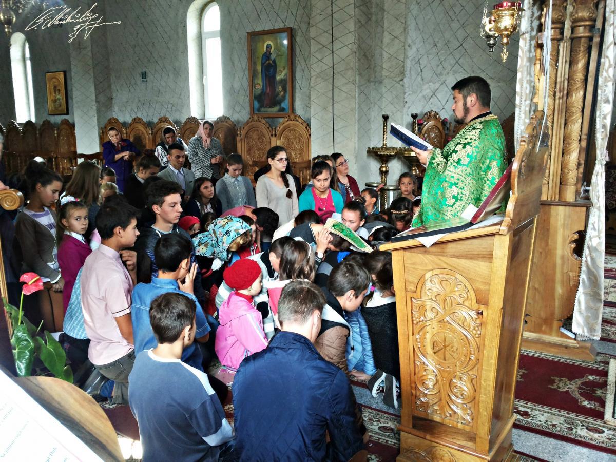 Rugăciunea pentru începerea anului școlar alături de Dumnezeu și cu Dumnezeu